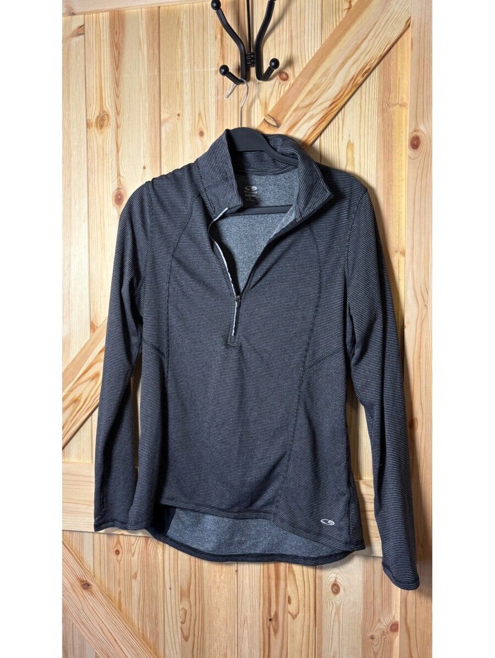 Champion Women's Long Sleeve Pullover with Half Zip - Size Large